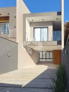 Casa com 3 Quartos à venda, 140m² no Bom Retiro, Joinville