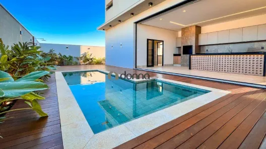 Sobrado com 5 Quartos à venda, 337m² no Recreio dos Bandeirantes, Uberaba