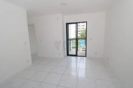 Apartamento com 2 Quartos para alugar, 57m² no Três Vendas, Pelotas
