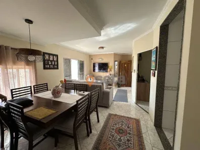 Casa com 3 Quartos à venda, 275m² no Jardim das Indústrias, São José dos Campos