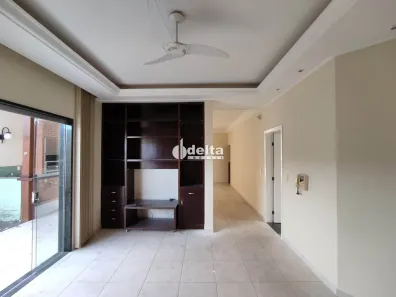 Casa com 3 Quartos à venda, 340m² no Jardim Inconfidência, Uberlândia