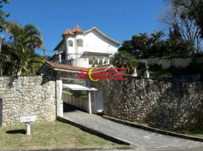 Casa de Condomínio com 4 Quartos à venda, 700m² no Caraguatá, Mairiporã