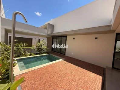 Ponto Comercial com 3 Quartos à venda, 222m² no Jardim Karaíba, Uberlândia