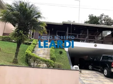 Casa de Condomínio com 3 Quartos à venda, 219m² no Arujá Country Club, Arujá