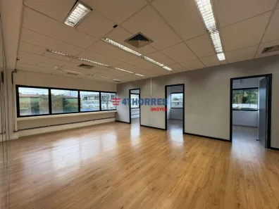 Sala Comercial para alugar, 175m² no Água Branca, São Paulo