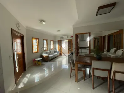 Casa de Condomínio com 3 Quartos à venda, 169m² no Loteamento Villa Branca, Jacareí
