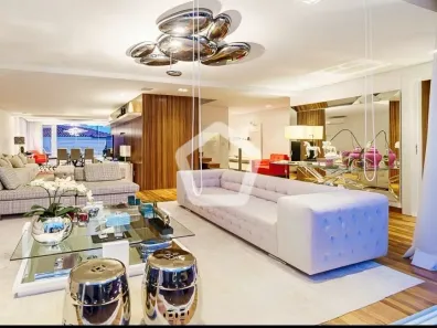 Casa com 6 Quartos à venda, 400m² no Pacaembu, São Paulo