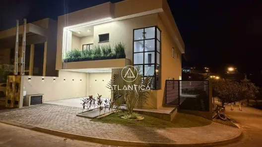 Casa com 3 Quartos à venda, 248m² no Cabiúnas, Macaé