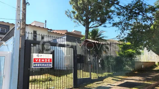 Casa com 3 Quartos à venda, 300m² no Jardim Sabará, Porto Alegre