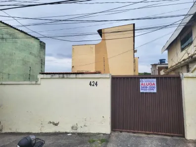 Casa com 2 Quartos para alugar, 130m² no Rio Branco, Belo Horizonte