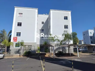 Apartamento com 2 Quartos à venda, 44m² no Chácaras Tubalina e Quartel, Uberlândia