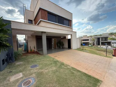 Casa de Condomínio com 3 Quartos à venda, 166m² no Jardins Capri, Senador Canedo