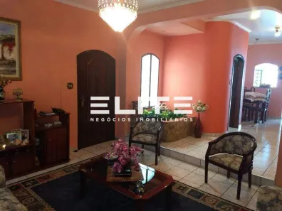 Sobrado com 3 Quartos à venda, 211m² no Jardim Las Vegas, Santo André