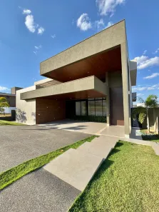 Casa com 4 Quartos à venda, 320m² no Parque Cidade, Goiânia