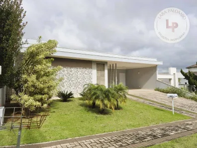 Casa de Condomínio com 3 Quartos para alugar, 250m² no Centro, Vinhedo