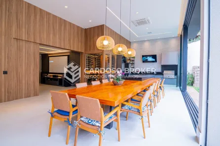 Sobrado com 5 Quartos à venda, 800m² no Tamboré, Barueri