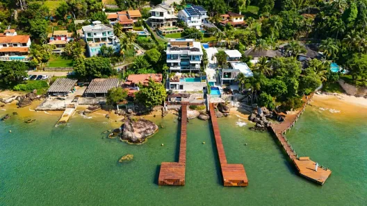 Casa de Condomínio com 7 Quartos à venda, 710m² no Conceição de Jacareí, Mangaratiba