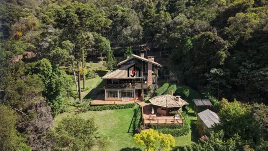 Casa de Condomínio com 3 Quartos à venda, 596m² no Parque Morro Pedra do Fogo, Campos do Jordão