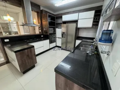 Casa com 5 Quartos à venda, 550m² no Jardim Cordeiro, São Paulo