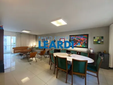 Apartamento com 3 Quartos à venda, 163m² no Consolação, São Paulo