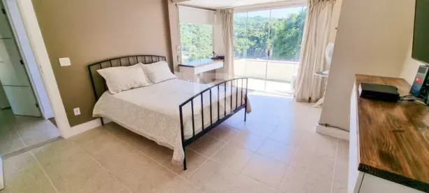 Casa de Condomínio com 4 Quartos à venda, 208m² no Badu, Niterói