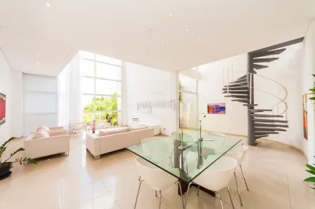 Casa com 1 Quarto para alugar, 191m² no Vista Alegre, Curitiba