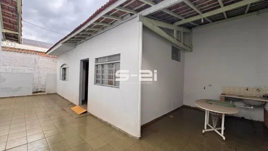 Imóvel Comercial com 5 Quartos à venda, 240m² no Jardim Francano, Franca