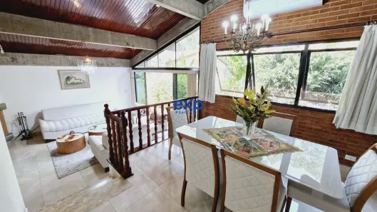 Casa com 3 Quartos à venda, 245m² no Vila Suzana, São Paulo