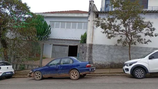 Sobrado com 4 Quartos para alugar, 350m² no Parque São Domingos, São Paulo