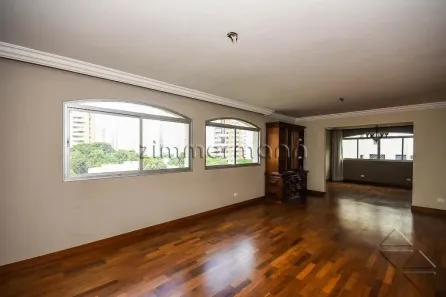Apartamento com 3 Quartos à venda, 210m² no Vila Uberabinha, São Paulo
