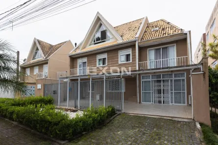 Sobrado com 3 Quartos à venda, 155m² no Bacacheri, Curitiba