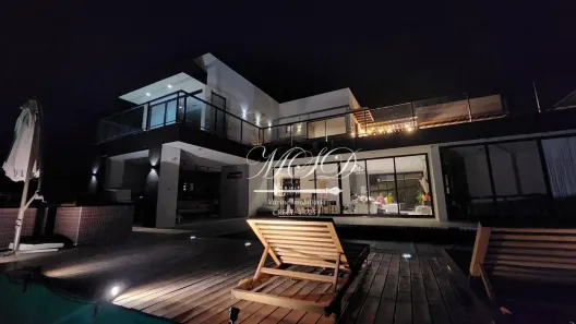 Fazenda/Sítio com 4 Quartos à venda, 450m² no Chácaras Condomínio Recanto Pássaros II, Jacareí