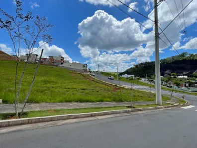 Lote/Terreno à venda, 353m² no Salvaterra, Juiz de Fora