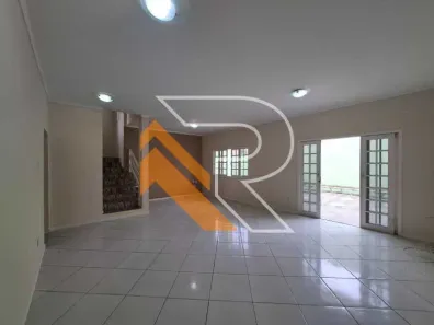 Casa de Condomínio com 3 Quartos para venda ou aluguel, 288m² no Maravista, Niterói