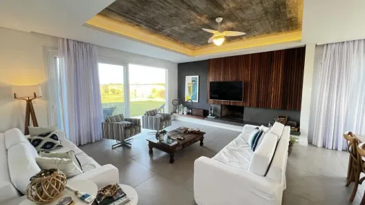 Casa de Condomínio com 3 Quartos à venda, 234m² no , Xangri-Lá