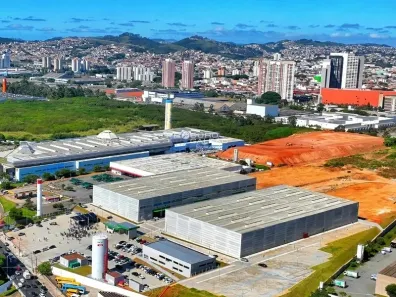Galpão/Depósito/Armazém para alugar, 1192m² no Parque Jaçatuba, Santo André
