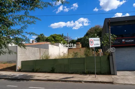 Lote/Terreno para alugar, 200m² no Morada da Colina, Uberlândia