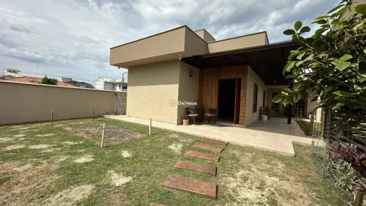 Casa com 2 Quartos à venda, 140m² no Carianos, Florianópolis