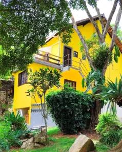Casa com 3 Quartos à venda, 1200m² no Samambaia, Petrópolis