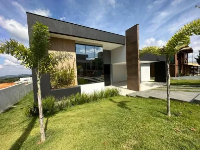 Casa de Condomínio com 4 Quartos para venda ou aluguel, 220m² no Sonho Verde, Lagoa Santa