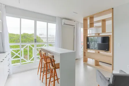 Apartamento com 1 Quarto para alugar, 36m² no Lagoa da Conceição, Florianópolis