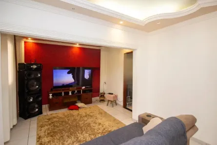 Casa com 3 Quartos à venda, 200m² no Tropical, Contagem