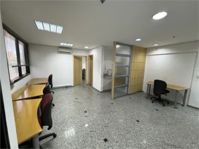 Sala Comercial para alugar, 37m² no Santo Amaro, São Paulo