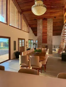 Fazenda/Sítio com 4 Quartos à venda, 700m² no Centro, Araucária