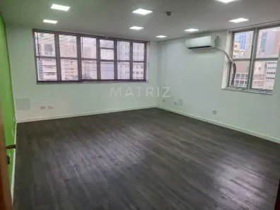 Sala Comercial para alugar, 300m² no Consolação, São Paulo