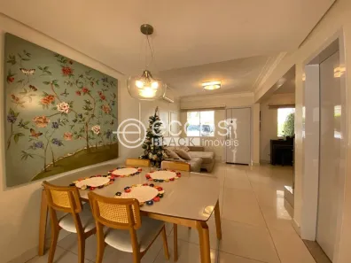 Casa de Condomínio com 3 Quartos à venda, 140m² no Gávea, Uberlândia