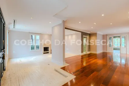 Casa com 4 Quartos à venda, 333m² no Sumaré, São Paulo