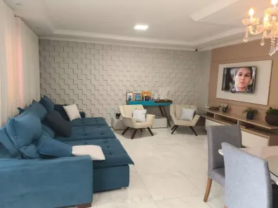 Sobrado com 4 Quartos à venda, 360m² no Parque Industrial João Bras 2, Goiânia
