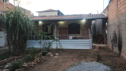 Casa com 3 Quartos à venda, 360m² no Serrano, Belo Horizonte
