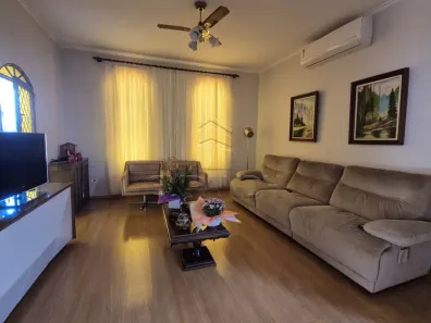 Casa com 3 Quartos à venda, 184m² no São João, Sertãozinho